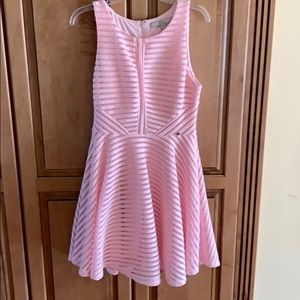 pink sleeveless dress